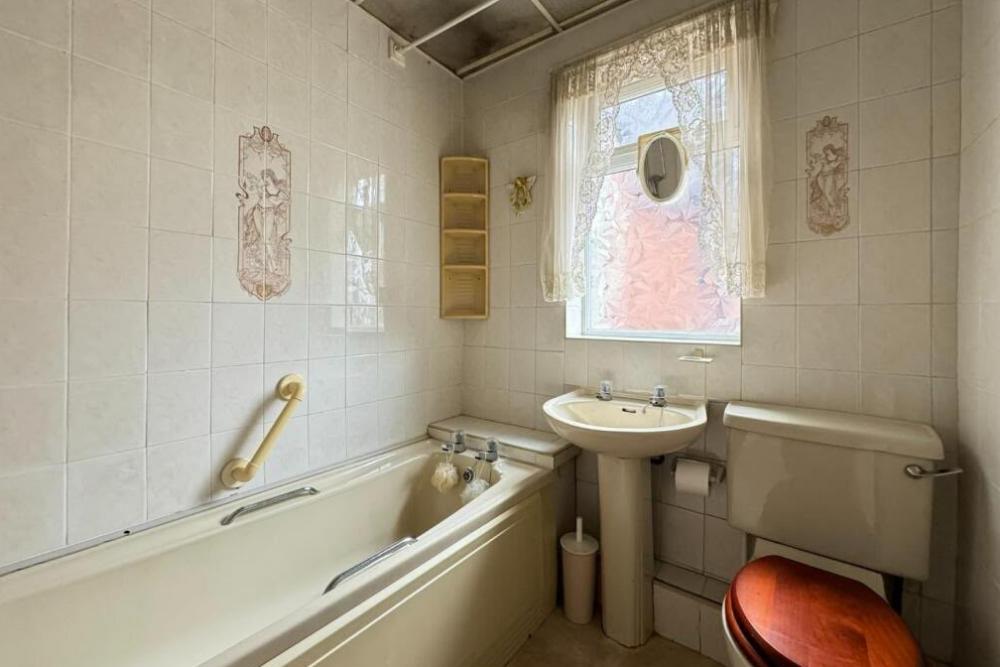bespoke bathroom